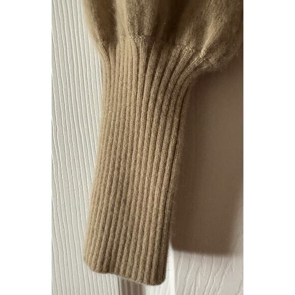 Gianni Bini 100% Cashmere Women’s Fine Knit Tan Sweater Size S - Picture 3 of 8